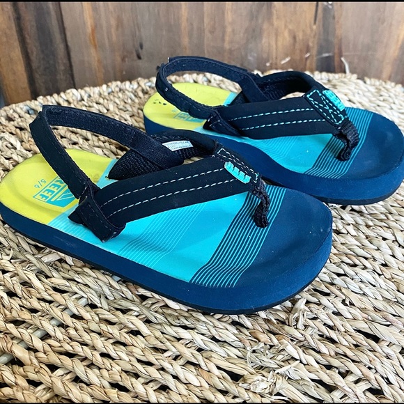 Reef Toddler Boy: Size 5/6 - Picture 1 of 4